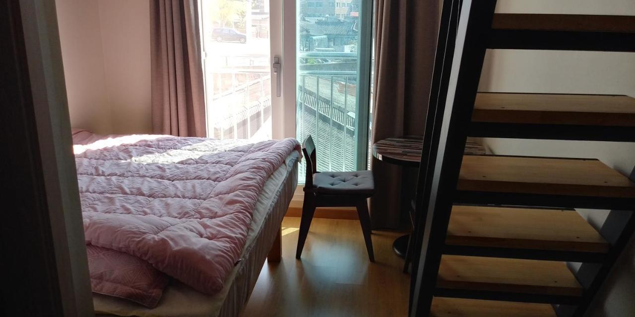 Ri-In Mokpo Guesthouse Exteriör bild